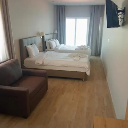 Horizon 4* Pefkochori